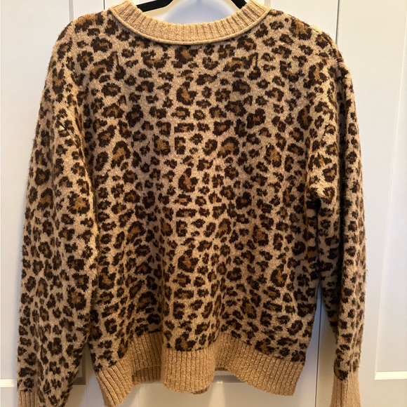 American Eagle Outfitters Sweaters - American Eagle Leopard Print Sweater